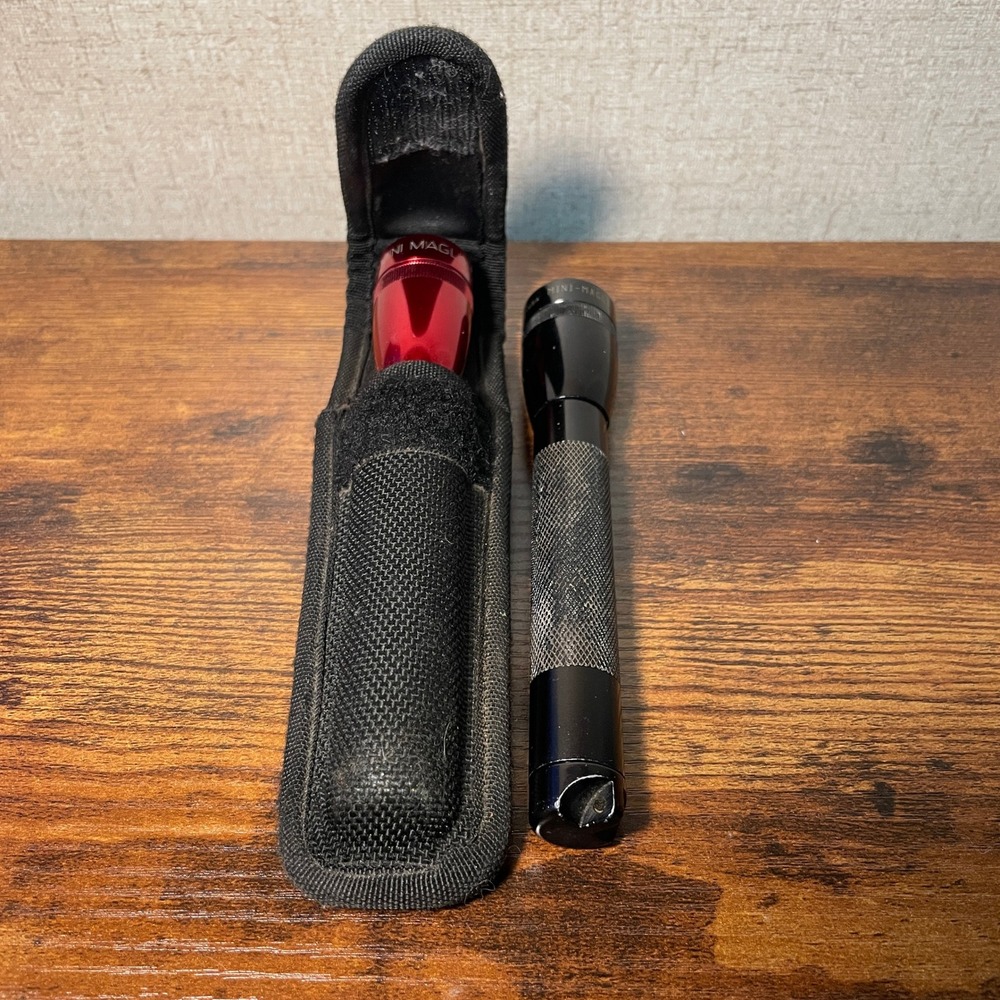 Maglite Mini AA Flashlight Bundle Red and Black with Nylon Belt Holster 2 Pack - Picture 7 of 11